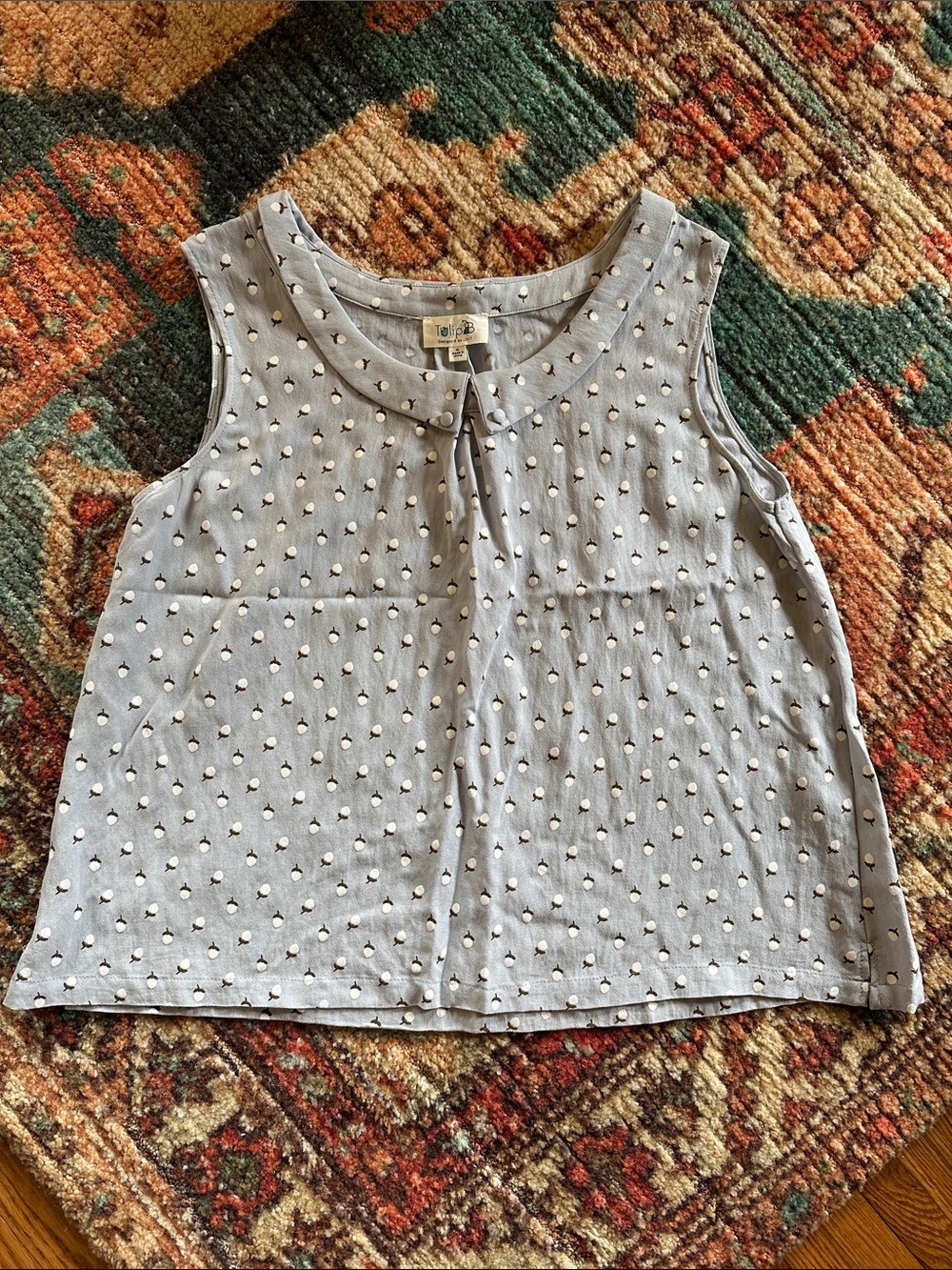 Adorable Light Gray-Blue Swing Top
